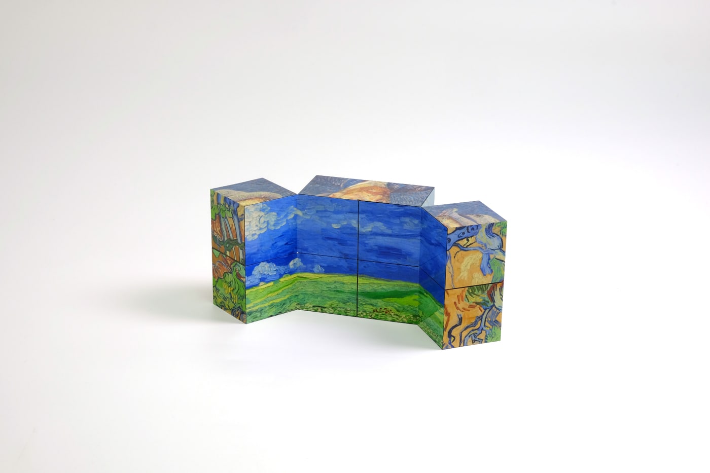 Custom Magic Cube for Museums | Iconic Souvenirs